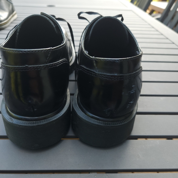 Doc Marten black leather oxfords - Picture 6 of 6